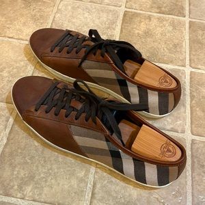 Classic Burberry dressy sneakers.